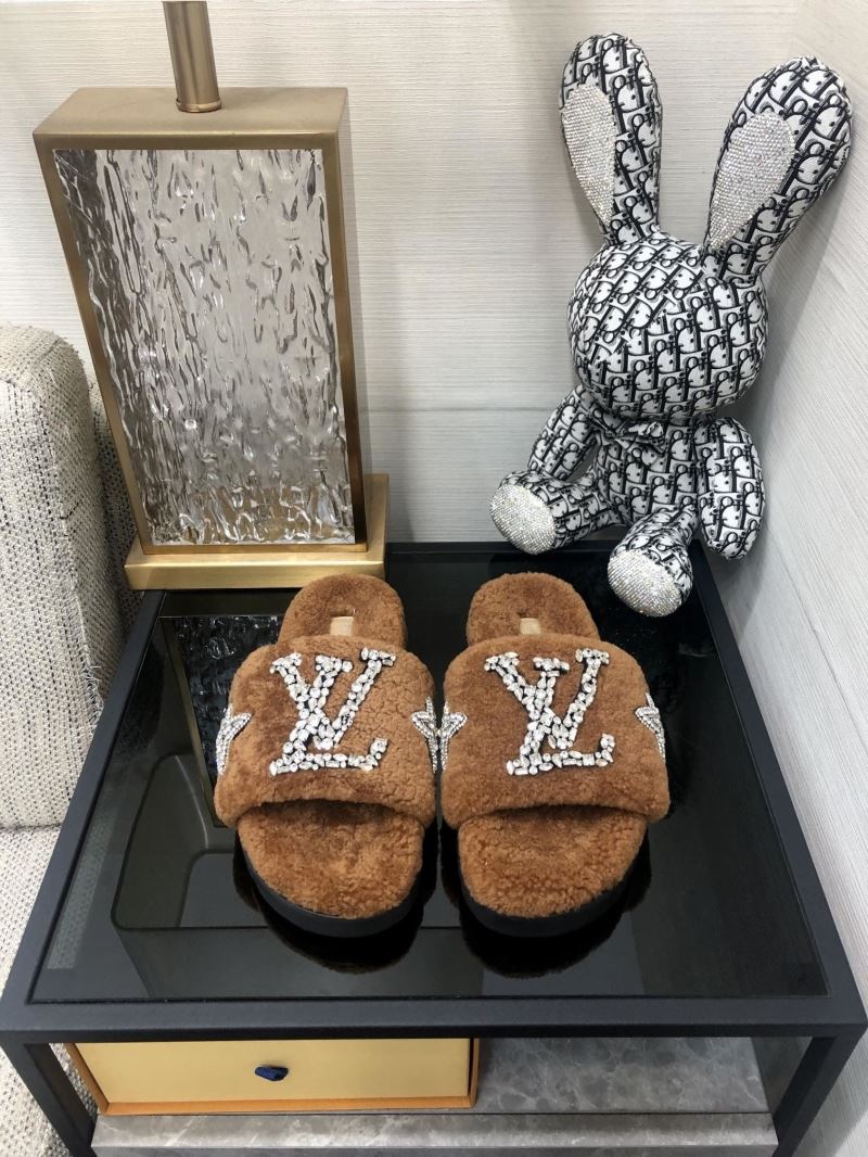 Louis Vuitton Slippers